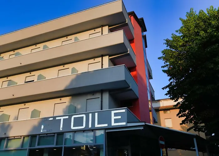 Etoile Hotel