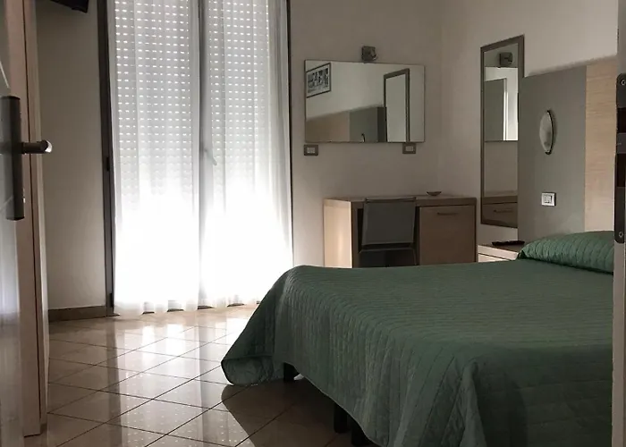 Hotel Etoile 3*