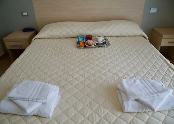 Etoile Hotel
